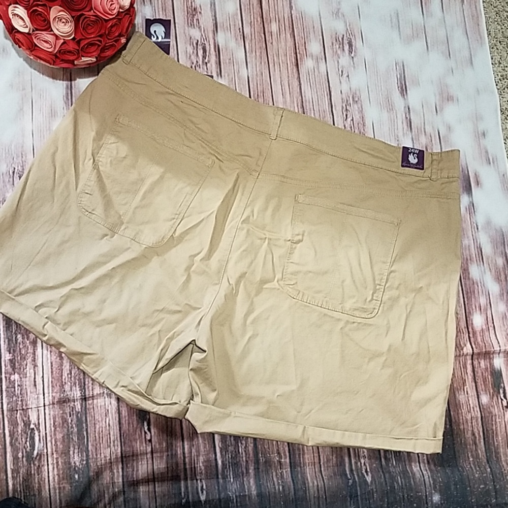 Gloria Vanderbilt All Around Slimming Shorts - Picture 4 of 7